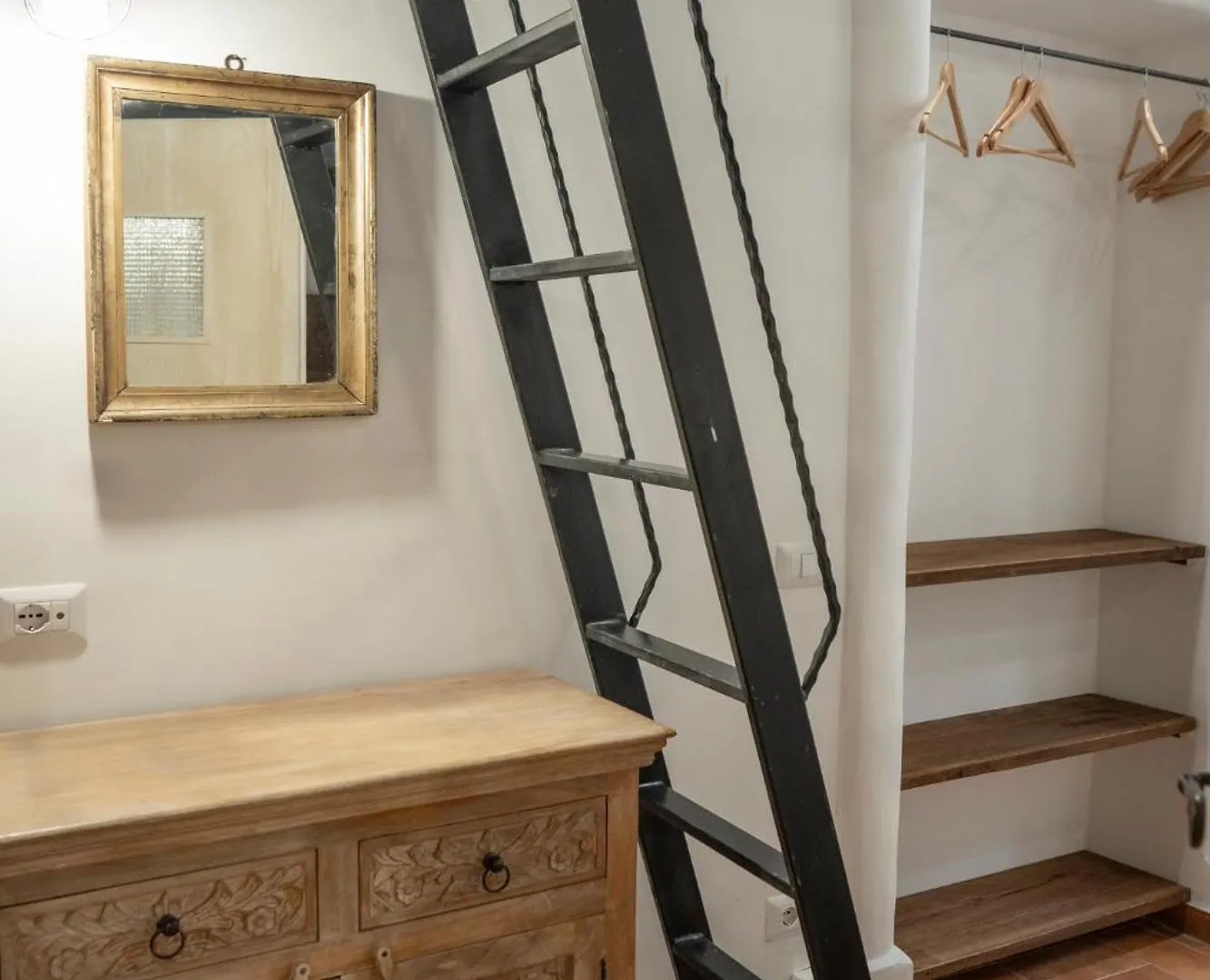 Apartment Home Domus Capocci - Rione Monti Rome