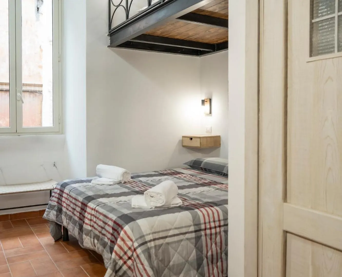 Home Domus Capocci - Rione Monti Rome Italy