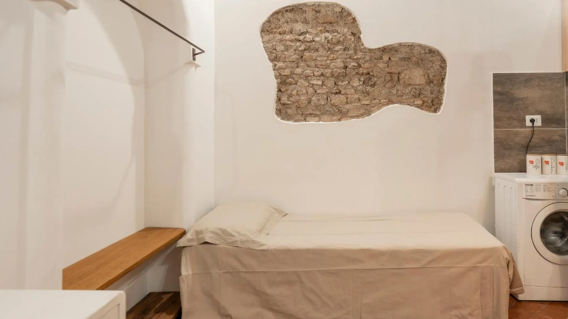 Home Domus Capocci - Rione Monti Rome Italy
