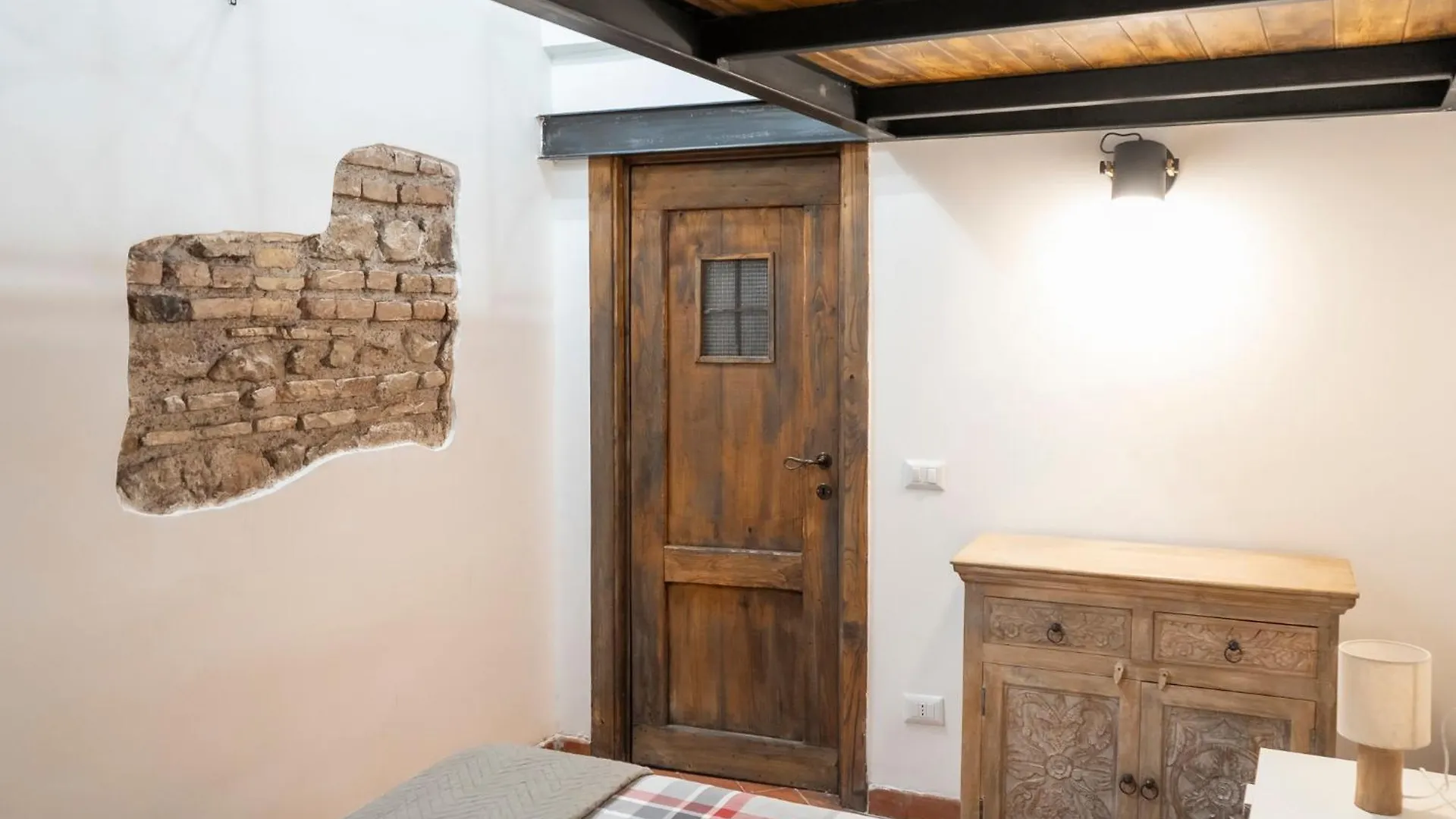 Home Domus Capocci - Rione Monti Rome Italy