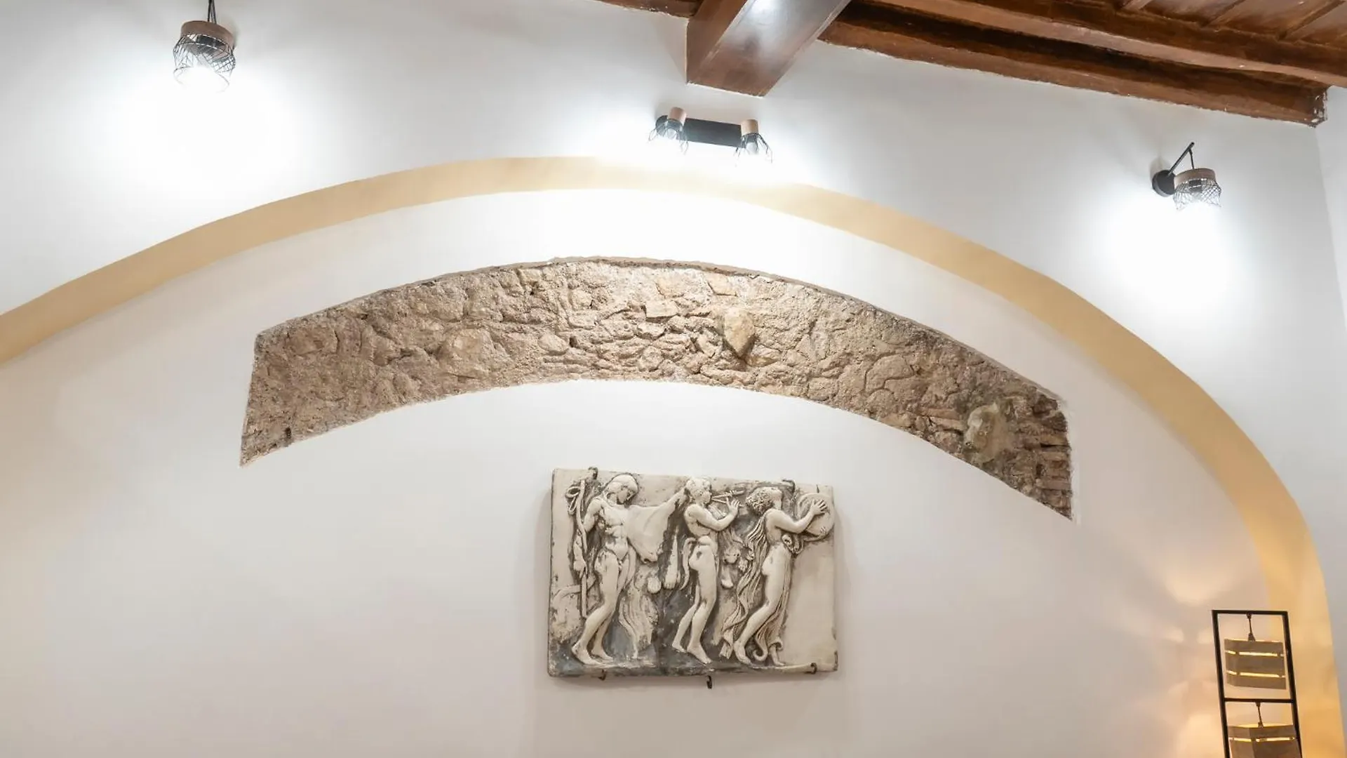 Home Domus Capocci - Rione Monti Rome