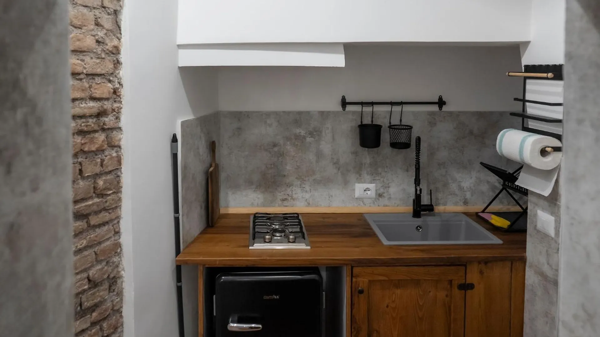 Home Domus Capocci - Rione Monti Rome