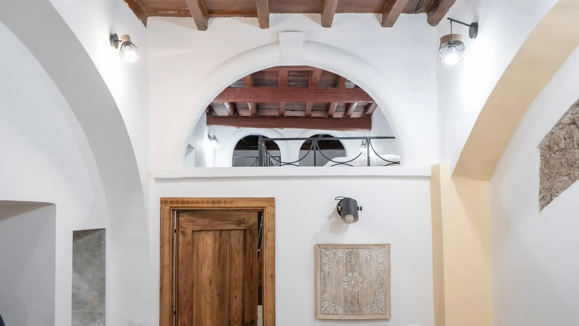 Apartment Home Domus Capocci - Rione Monti Rome Italy