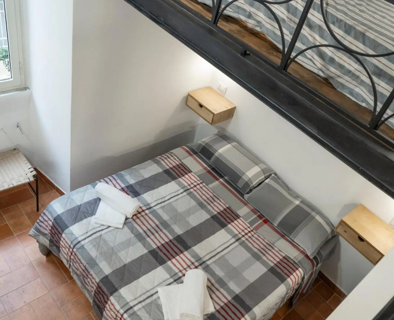 Apartment Home Domus Capocci - Rione Monti Rom