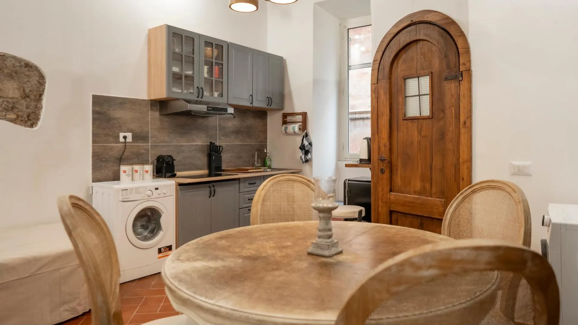 Apartment Home Domus Capocci - Rione Monti Rom Italien